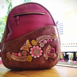Morral en Cuero con bordados